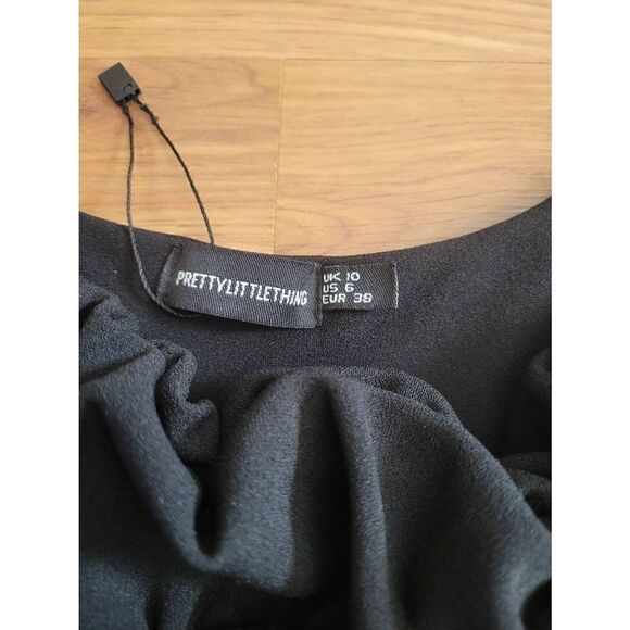 Pretty Little Thing Women's Crop Top Size 6 - Picture 2 of 6